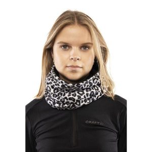 Zimny szalik damski. Czarne szaliki KOU SPORTSWEAR, bez wzorów, z materiału. Za 279,99 zł.