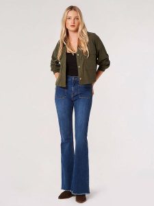 Apricot Bluzka w kolorze khaki rozmiar: XL. Brązowe bluzki Apricot, xl, bez wzorów, bez kołnierzyka, bez ramiączek. Za 74,63 zł.