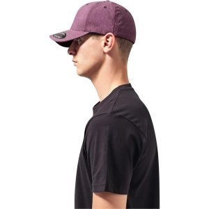 Czapka Flexfit Melange. Czerwone czapki FLEXFIT, bez wzorów, z elastanu, sportowe. Za 136,00 zł.