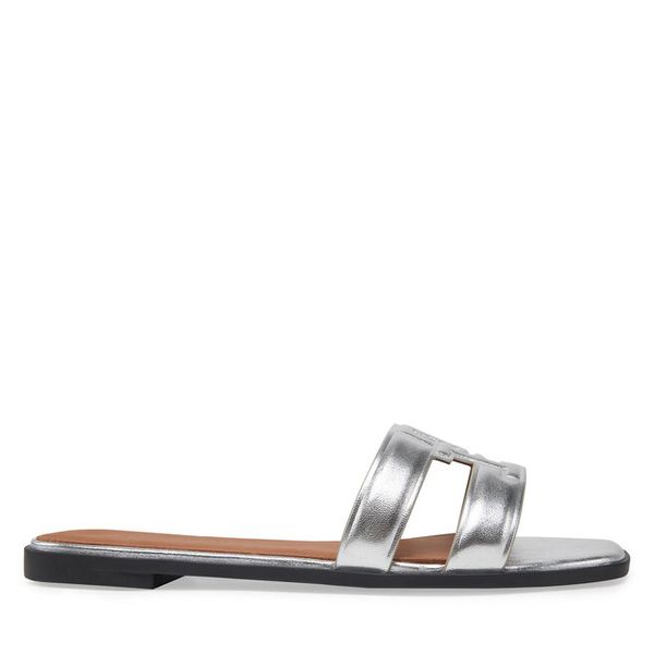 Klapki Tommy Hilfiger. Szare klapki TOMMY HILFIGER, bez wzorów, bez obcasa. Za 239,99 zł.