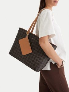 MEXX Torebka CEO-MEXX-S-003-07 Brązowy. Brązowe torebki klasyczne Mexx, bez wzorów, bez dodatków. Za 199,99 zł.