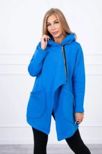 Bluza ocieplana z asymetrycznym suwakiem chabrowa. Niebieskie bluzy KESI, l, bez wzorów, z bawełny, bez kaptura. Za 238,37 zł.