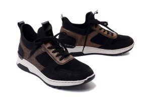 RIEKER M0058-00 black combination, półbuty damskie. Czarne półbuty Rieker, bez wzorów, bez obcasa, bez zapięcia. Za 209,94 zł.