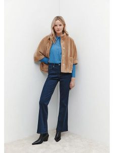 More & More Kurtka pluszowa w kolorze karmelowym rozmiar: 44. Brązowe kurtki More & More, bez wzorów, bez kaptura. Za 354,10 zł.