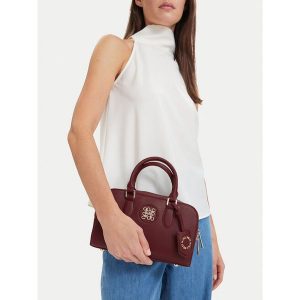Torebka Nine West. Czerwone kuferki Nine West, bez wzorów, bez dodatków. Za 229,99 zł.