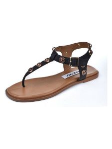 INUOVO Skórzane sandały w kolorze czarnym rozmiar: 35. Czarne sandały Inuovo, bez wzorów, z otwartym noskiem, bez obcasa, bez zapięcia. Za 252,99 zł.