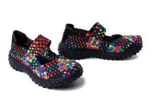 ROCK SPRING Over tutti frutti black, półbuty damskie. Czarne półbuty Rock Spring, na lato, bez wzorów, bez obcasa, bez zapięcia. Za 204,90 zł.