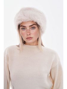 Lucky Bees Czapka w kolorze kremowym rozmiar: onesize. Brązowe czapki Lucky Bees, bez wzorów, z futra. Za 121,80 zł.