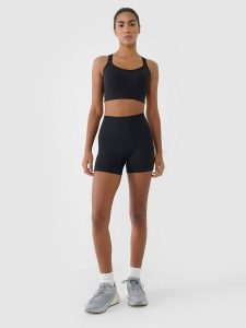 4F Legginsy krótkie treningowe damskie - czarne S. Czarne legginsy 4f, bez wzorów, z dzianiny, z podwyższonym stanem, krótkie. Za 79,99 zł.
