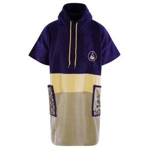 Poncho welurowe dla dorosłych Wave Hawaii - Hoopa. Brązowe szlafroki WAVE HAWAII, uniwersalny, bez wzorów, z weluru, bez kaptura. Za 329,00 zł.