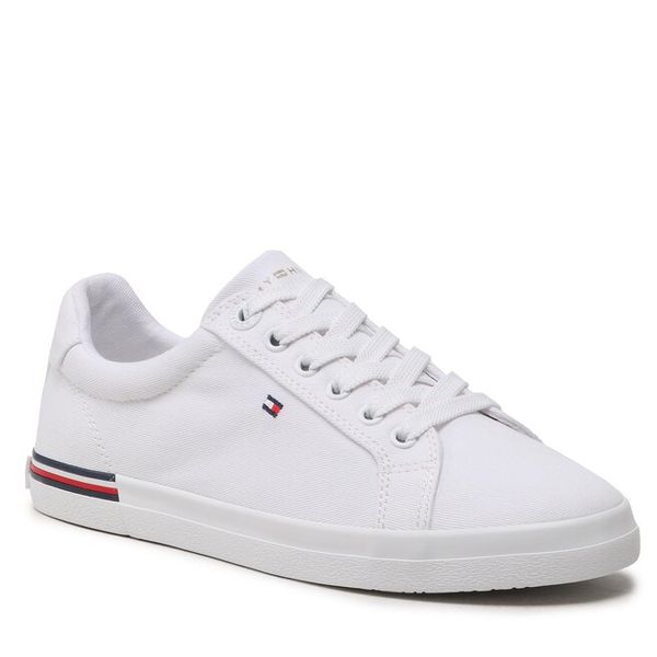 Tenisówki Tommy Hilfiger. Białe trampki TOMMY HILFIGER, bez wzorów, bez zapięcia. Za 219,99 zł.