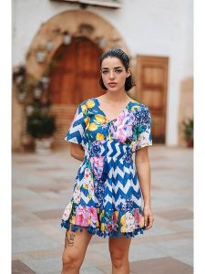 Isla Bonita by SIGRIS Sukienka w kolorze niebieskim ze wzorem rozmiar: XL. Niebieskie sukienki Isla Bonita by SIGRIS, xl, bez wzorów, z bawełny, bez kołnierzyka, bez ramiączek, mini. Za 140,45 zł.