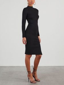 LA Angels Sukienka dzianinowa w kolorze czarnym rozmiar: M. Czarne sukienki LA Angels, m, bez wzorów, z dzianiny, bez kołnierzyka, bez ramiączek, maxi. Za 152,99 zł.