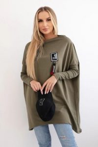 Bluza oversize z asymetrycznymi bokami khaki. Brązowe bluzy KESI, l, bez wzorów, z bawełny, bez kaptura. Za 209,11 zł.