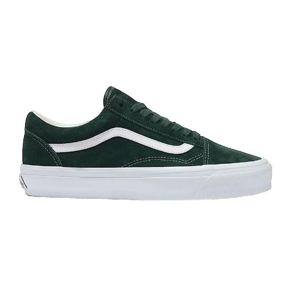 Buty Vans Old Skool LX zielone z zamszu. Zielone trampki Vans, bez wzorów, z gumy, bez zapięcia. Za 485,65 zł.
