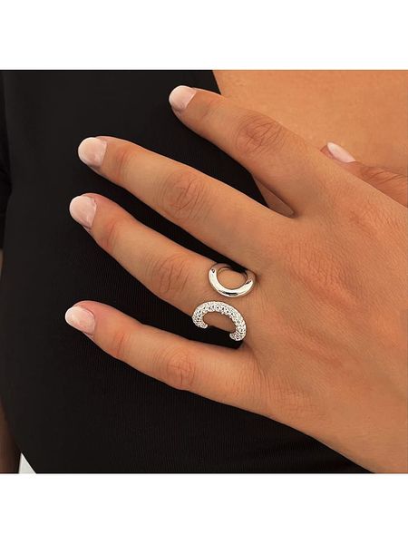 Eclat d'Argent Srebrny pierścionek z cyrkoniami rozmiar: 50. Szare pierścionki Eclat d'Argent, z cyrkonią, srebrne. Za 122,09 zł.