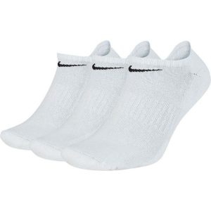 Skarpety krótkie stopki Nike Everyday Cushion. Białe skarpetki Nike, bez wzorów, z bawełny. Za 79,99 zł.