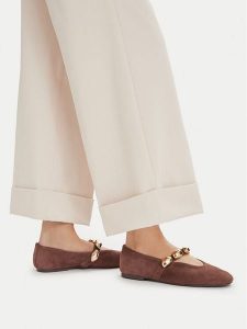 Steve Madden Baleriny Poppin 11005437 Brązowy. Brązowe balerinki Steve Madden, bez wzorów, ze skóry, bez obcasa, bez zapięcia. Za 467,99 zł.