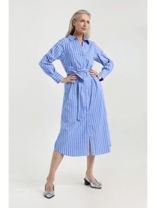 Josephine & Co Sukienka "Julio" w kolorze niebiesko-białym rozmiar: 42. Niebieskie sukienki Josephine & Co, na co dzień, bez wzorów, z tkaniny, bez kołnierzyka, bez ramiączek, midi, proste. Za 282,99 zł.