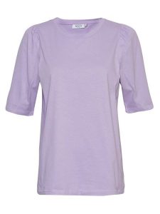 MOSS COPENHAGEN Koszulka "Tiffa Logan" w kolorze fioletowym rozmiar: L/XL. Różowe bluzki Moss Copenhagen, l, bez wzorów, z bawełny, bez kołnierzyka, bez ramiączek. Za 100,99 zł.