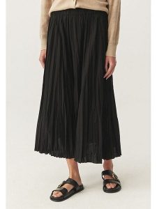 TATUUM Spódnica "Vernona" w kolorze czarnym rozmiar: 36. Czarne spódnice Tatuum, na co dzień, bez wzorów, midi. Za 181,76 zł.