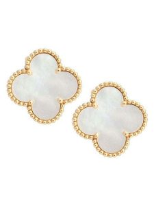 Miu Silver Pozłacane kolczyki-wkrętki z masą perłową rozmiar: onesize. Białe kolczyki Miu Silver, z perłą, pozłacane. Za 113,10 zł.