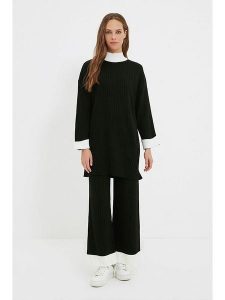 Trendyol 2-częściowy zestaw w kolorze czarnym rozmiar: S/M. Czarne swetry oversize Trendyol, m, bez wzorów, bez ramiączek. Za 187,52 zł.