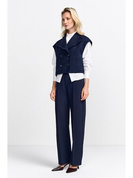 Rich & Royal Kamizelka w kolorze granatowym rozmiar: 38. Niebieskie kamizelki Rich & Royal, bez wzorów, bez kołnierzyka, bez ramiączek, bez kaptura. Za 287,84 zł.