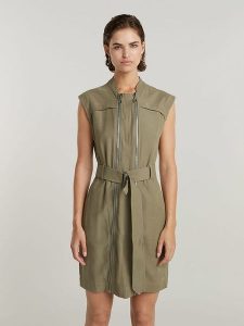 G-Star Sukienka w kolorze khaki rozmiar: XL. Brązowe sukienki G-Star, na imprezę, s, bez wzorów, z tkaniny, klasyczne, bez kołnierzyka, bez ramiączek, mini. Za 254,74 zł.