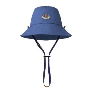Czapka z daszkiem BUFF PLAY BOONEY HAT RAZ SLATE. Niebieskie czapki Buff, bez wzorów, sportowe. Za 129,90 zł.