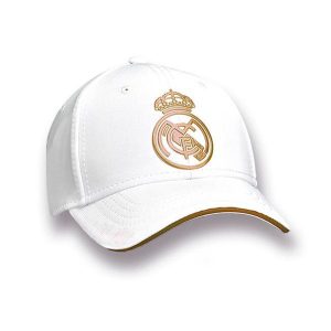 Czapka Real Madryt Jr - oficjalna licencjonowana. Białe czapki REAL MADRID, bez wzorów, sportowe. Za 99,00 zł.