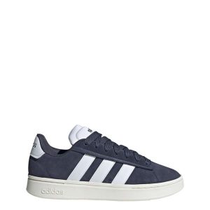 Buty Grand Court Alpha. Białe buty sportowe ADIDAS, bez wzorów, ze skóry, bez zapięcia. Za 249,99 zł.