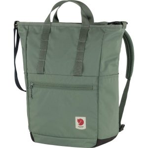 Plecak miejski Fjallraven High Coast Totepack - patina green. Zielone plecaki Fjällräven. Za 365,00 zł.