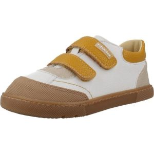 Buty TITANITOS CRB540 Biały. Białe buty trekkingowe TITANITOS, z syntetyku, bez zapięcia. Za 265,80 zł.