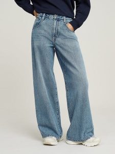 G-Star Dżinsy "Skater" - Loose fit - w kolorze błękitnym rozmiar: W29/L30. Niebieskie jeansy G-Star, z aplikacjami, z bawełny, z podwyższonym stanem. Za 169,67 zł.