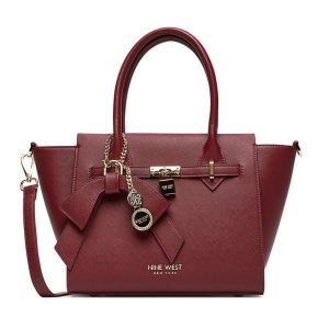 Torebka Nine West. Czerwone torebki klasyczne Nine West, bez wzorów, bez dodatków. Za 349,99 zł.