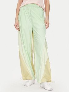 Adidas by Stella McCartney Spodnie dresowe JI5134 Zielony Loose Fit. Zielone spodnie dresowe adidas by Stella McCartney, m, bez wzorów, z dresówki. Za 449,99 zł.