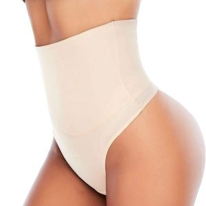 Stringi modelujące z wysokim stanem dla lepszej sylwetki Sevdije. Czarne stringi Intica, bez wzorów, z materiału. Za 59,00 zł.