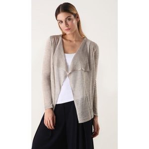 Kardigan w kolorze beżowym. Kardigany marki Far Far Fashion. W wyprzedaży za 79,95 zł.