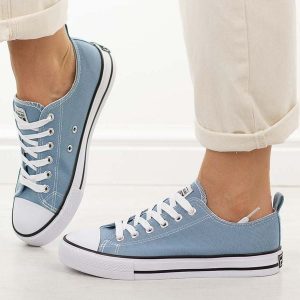 Niebieskie trampki damskie American Club Dsln Lh122. Niebieskie trampki American CLUB, bez wzorów, z jeansu, bez zapięcia. Za 99,00 zł.