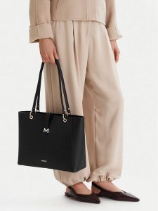MEXX Torebka CEO-MEXX-B-005-09 Czarny. Czarne shopper bag Mexx, bez wzorów, z materiału, bez dodatków. Za 219,99 zł.