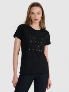 4F T-shirt regular z nadrukiem damski - czarny M. Czarne t-shirty 4f, m, bez wzorów, z bawełny, bez kołnierzyka, bez ramiączek. W wyprzedaży za 39,99 zł.