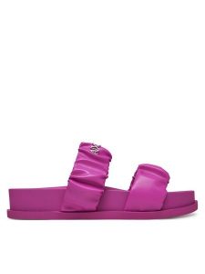 Armani Exchange Klapki XDP062 XV926 01820 Różowy. Czerwone klapki Armani Exchange, bez wzorów, ze skóry, bez obcasa. Za 389,99 zł.