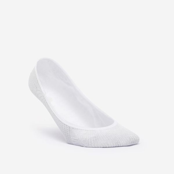 Skarpety balerinki x2. Białe skarpetki DECATHLON, bez wzorów, z bawełny. Za 29,99 zł.