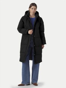 Vero Moda Kurtka zimowa Margaret 10299498 Czarny Regular Fit. Czarne kurtki Vero Moda, na zimę, m, bez wzorów, z syntetyku, bez kaptura. Za 339,99 zł.