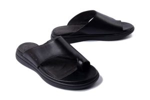 TAMARIS Comfort 8-87109-44 022 M8710944 balack nappa, klapki damskie. Czarne klapki Tamaris, bez wzorów, bez obcasa. Za 263,92 zł.