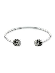 CHARM'S Srebrna bransoletka z cyrkoniami rozmiar: onesize. Czarne bransoletki CHARM'S, z cyrkonią, srebrne. Za 202,03 zł.