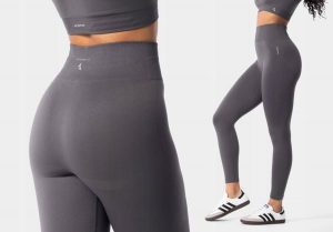 Legginsy treningowe damskie Carpatree Simply Seamless. Szare legginsy Carpatree, bez wzorów, z materiału, z podwyższonym stanem. Za 129,99 zł.