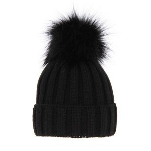 Czapka Zimowa z Pomponem Damska - Czarna. Czarne czapki Molly, bez wzorów, z materiału. Za 59,90 zł.