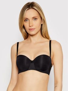 Chantelle Biustonosz bardotka Essential C15G50 Czarny. Czarne biustonosze Chantelle, bez wzorów, z syntetyku. Za 219,99 zł.